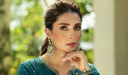 Ayeza Khan