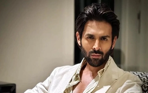Kartik Aaryan